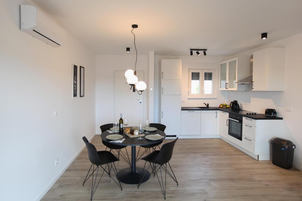 Apartments One Trogir Ngoại thất bức ảnh